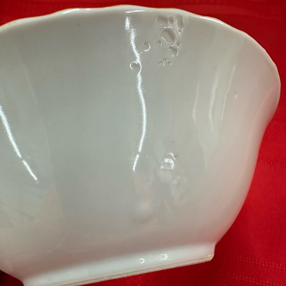 Vintage Floral Gold Rimmed Bowl, made in Japan. - Picture 5 of 6